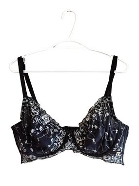 La Vie En Rose Black Underwire Bra w Silver Floral Embroidery – Size 38DD GUC